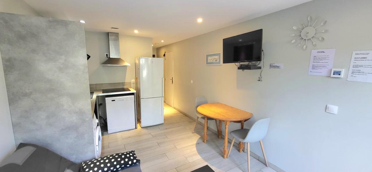 Residences Les Sansonnets "Appartements & Studios" Jonzac Exterior photo
