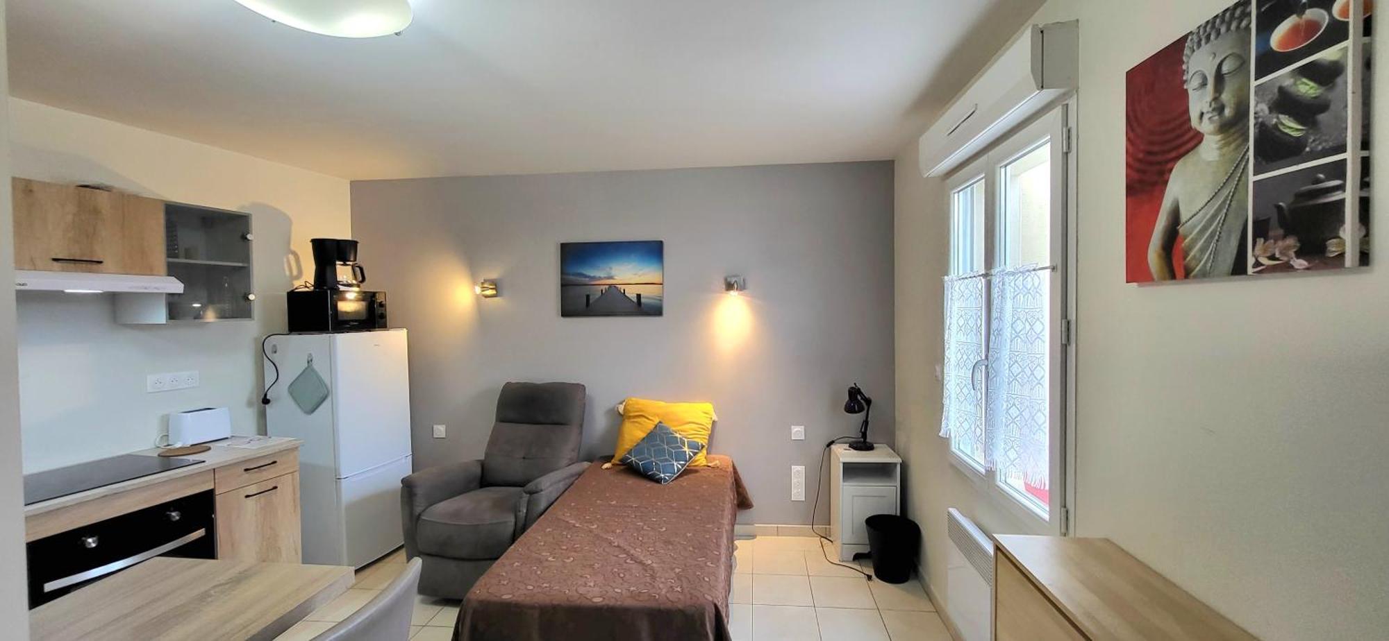 Residences Les Sansonnets "Appartements & Studios" Jonzac Exterior photo
