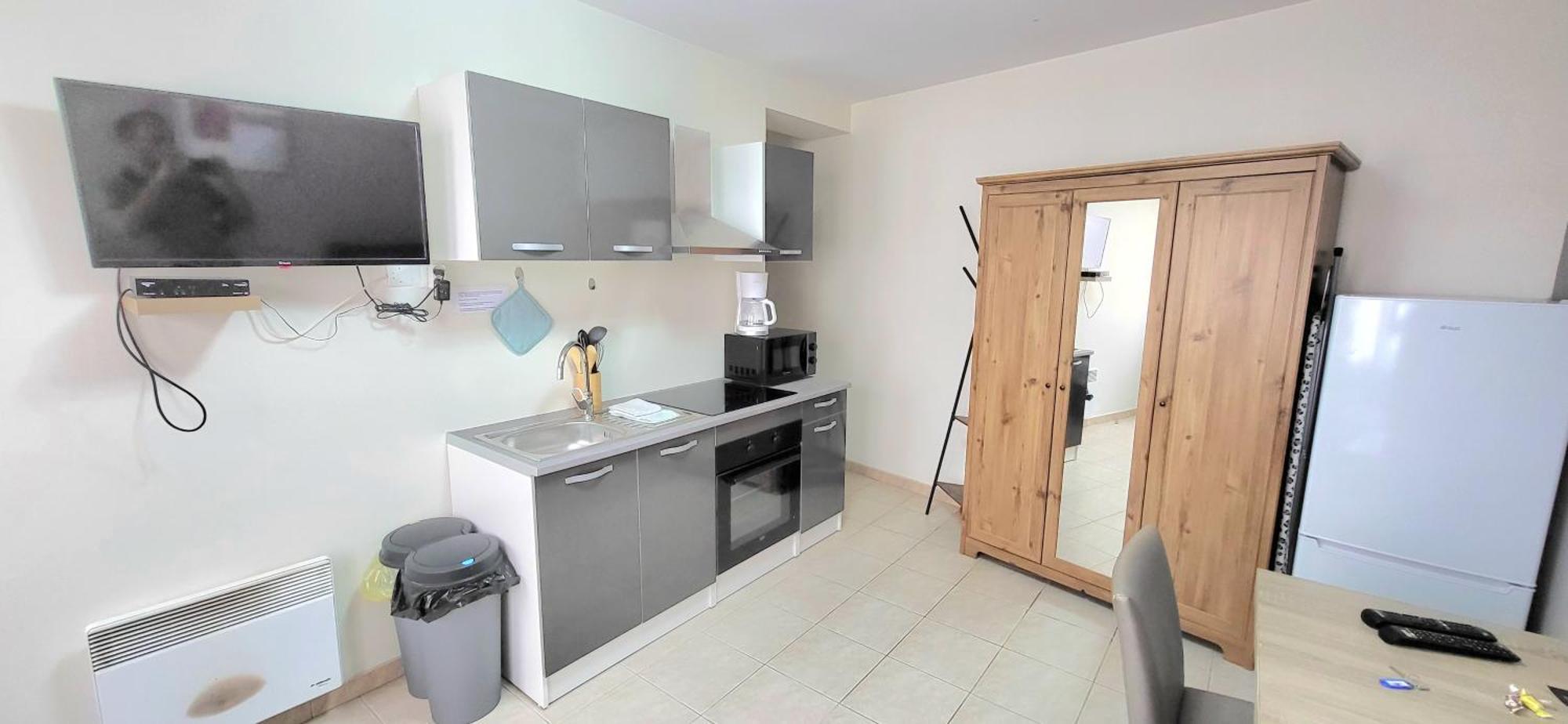 Residences Les Sansonnets "Appartements & Studios" Jonzac Exterior photo